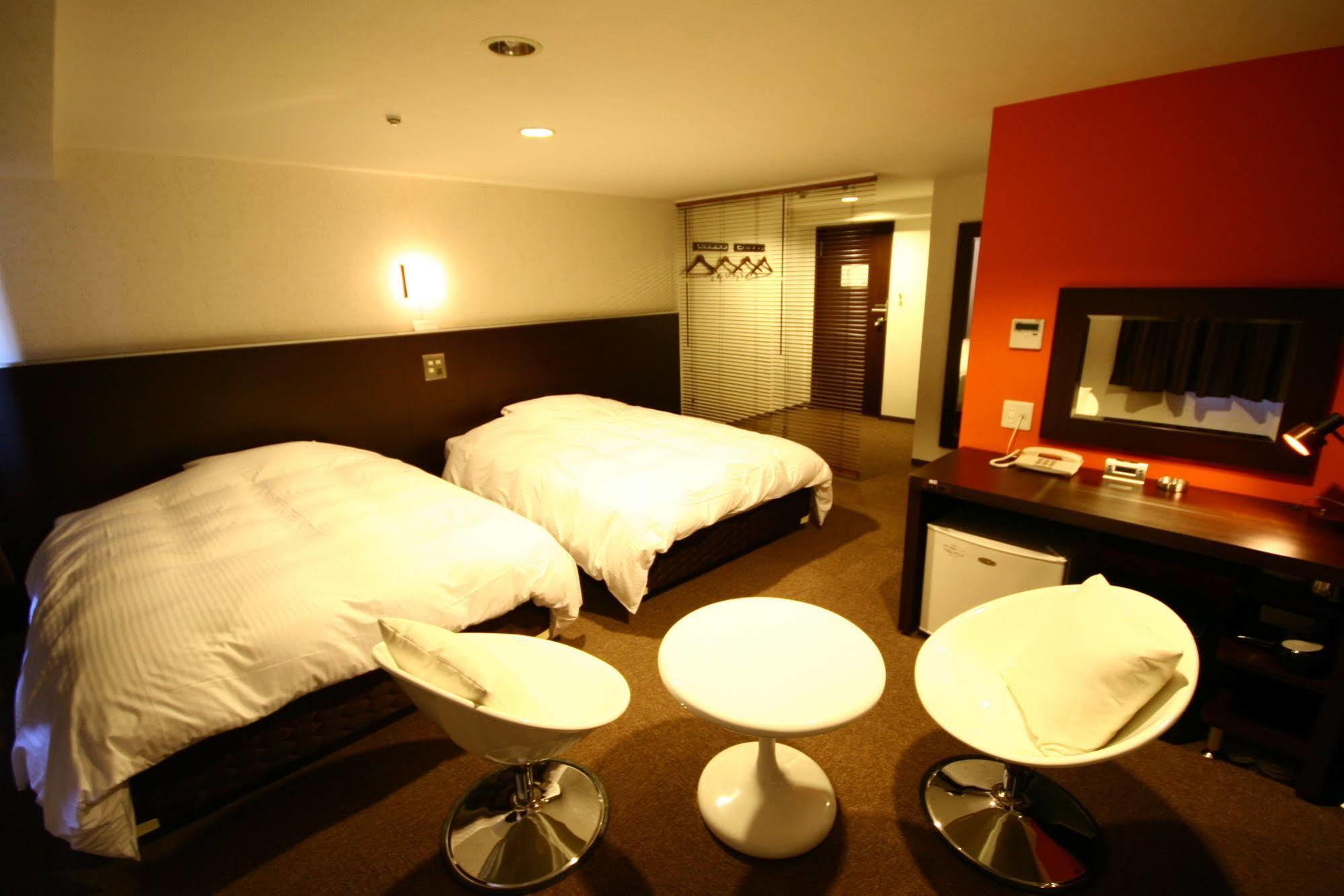 Green Rich Hotel Kagoshima Tenmonkan Экстерьер фото