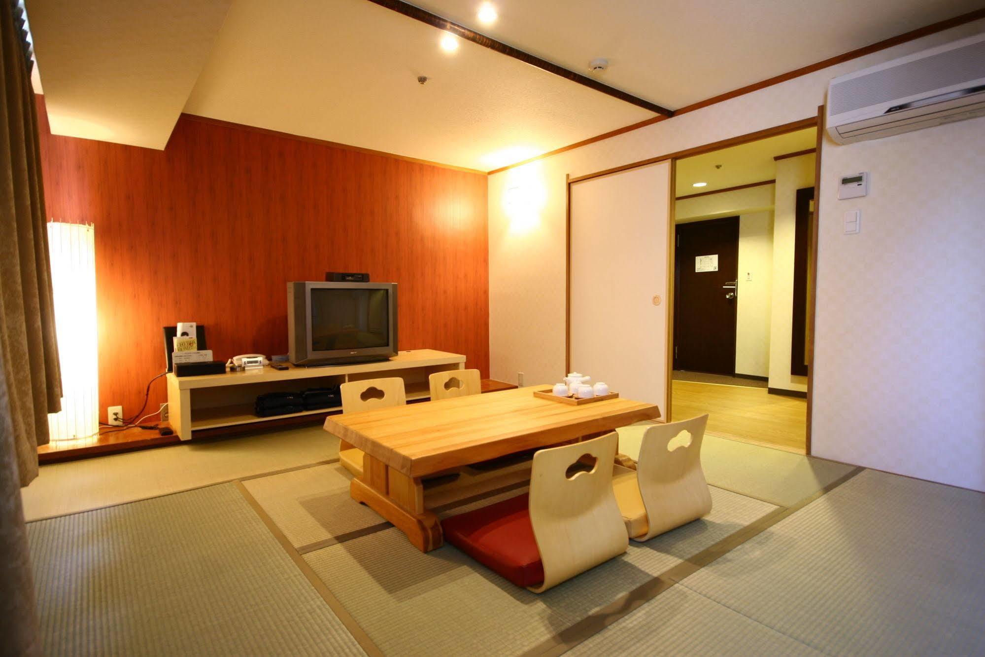 Green Rich Hotel Kagoshima Tenmonkan Экстерьер фото